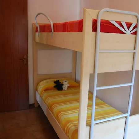 Apartment Adorable With Terrace - Beahost