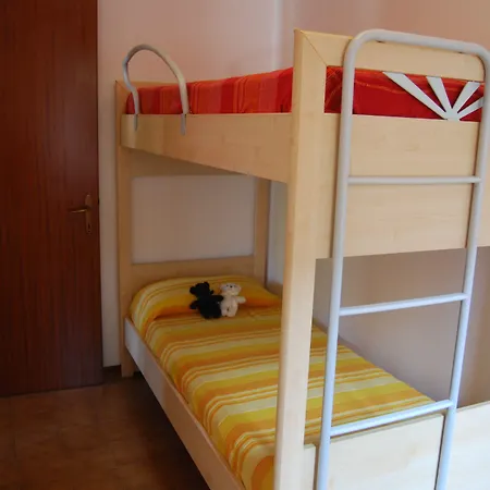 アパート Adorable With Balcony - Beahost ビビオーネ